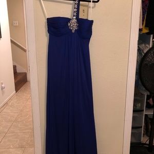 XSCape by Joanna Chen formal gown, size 4, Blue